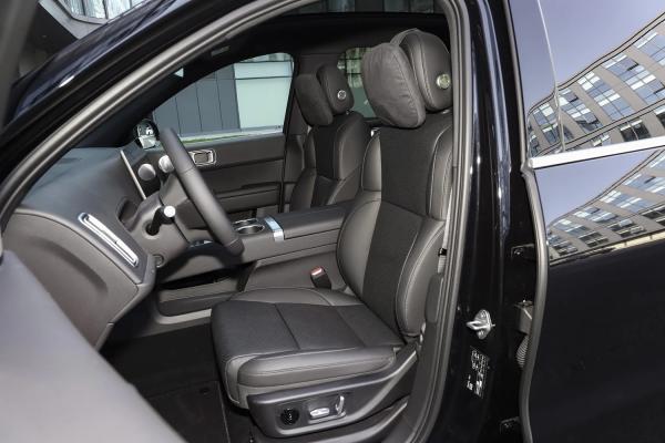 2024 Hybrid Li Auto L6 Luxury Electric Car vehicles 4WD Lixiang L6 Hybrid SUV New Energy Vehiclel