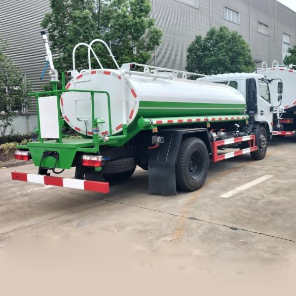 Single Row 5000 -6000 Liters Sprinkler Truck   Water Tanker Street Flusher
