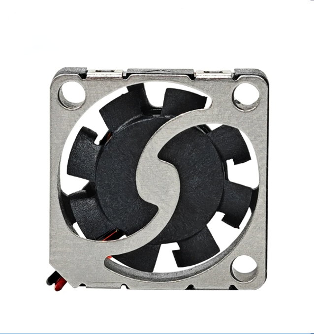 1504 DC Cooling Fan 15x15x4mm Ultra Thin Mini Fan 3.3V 5V Micro Axial Fan for Drone VR Projector