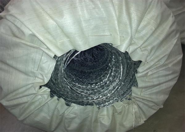 Razor Barbed Wire Concertina For Security Fence with BTO22
