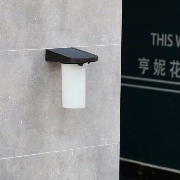 ROHS Outdoor Solar Wall Lantern Light With 3.7V/1200mAH Battery 59*55.4*42.5cm