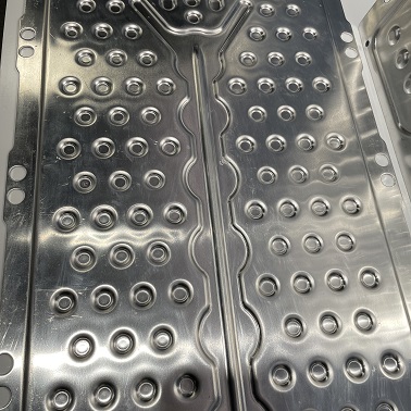 Штемпелюющ H112 закаляют алюминиевую плиту 3003 для электрический охлаждать корабля