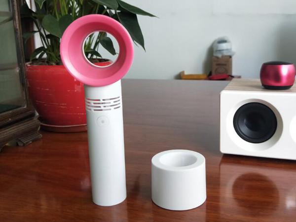 USB Mini Leafless Fan Portable Handheld Chargeable Mini Bladeless Fan
