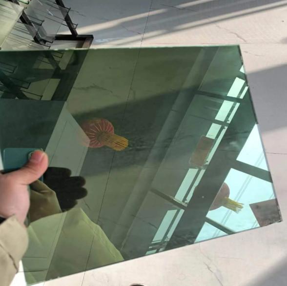 2mm--8mm Low-E Tinted Reflective Glass Used for Building/Car Automobile/Curtain Wall Sun Room
