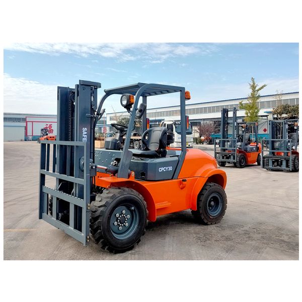 RTD30-X35 and RTD35-X35 2WD Rough Terrain Forklift for Cost Effective and Powerful Performance on Uneven Ground