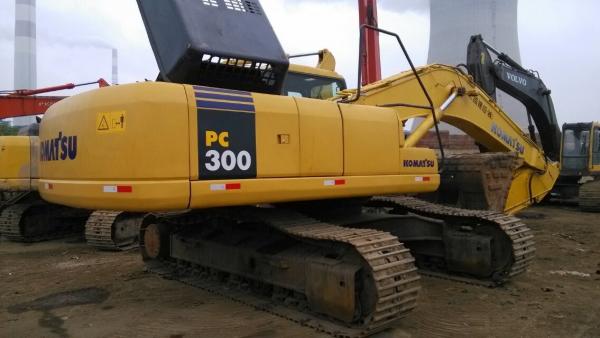 cheap Used komatsu pc300-7 excavator for sale
