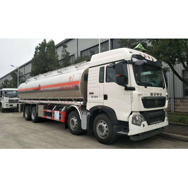 Sinotruk HOWO A7 8x4 Fuel Delivery Tank Truck For Palm Oil / Food Oil Transportation