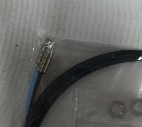 KEYENCE FU-71 Fiber Unit | 0.01mm Precision & IP67 | Semiconductor Automation