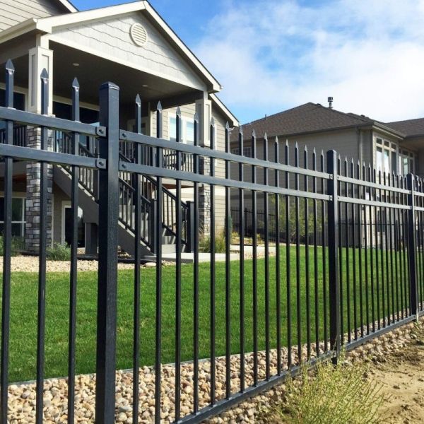High Strength Wrought Iron Fence Offering Vibrant Colors And Hardness Ideal For Road Traffic Applications And Security Needs