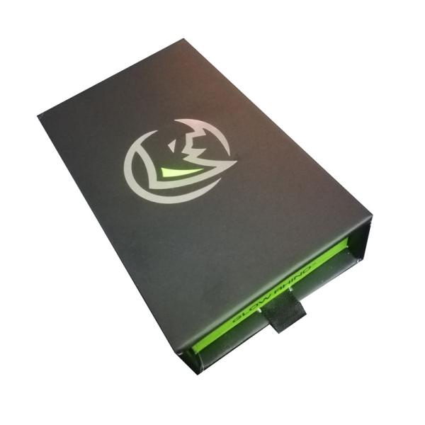 Зелёная бумажная картонная подарочная коробка для автомобильного ключа вытягивается из ящика