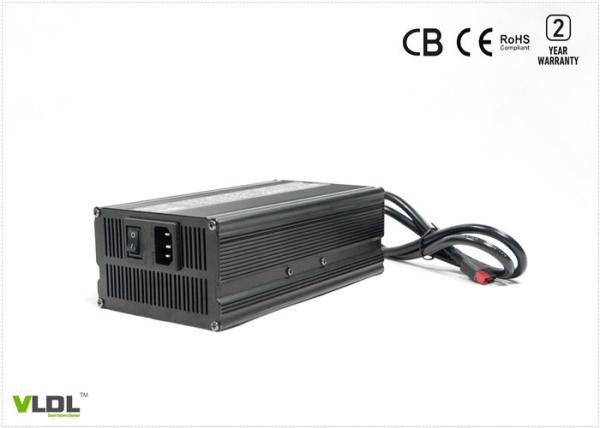 Intelligent 12V 25A Lithium Ion Battery Charger High Frequency For Li Racing Battery