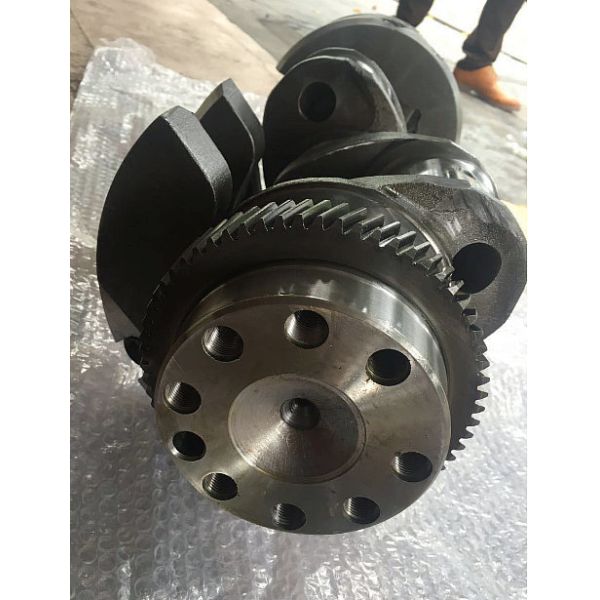 Mitsubishi 8DC9 Crankshaft  ME996186