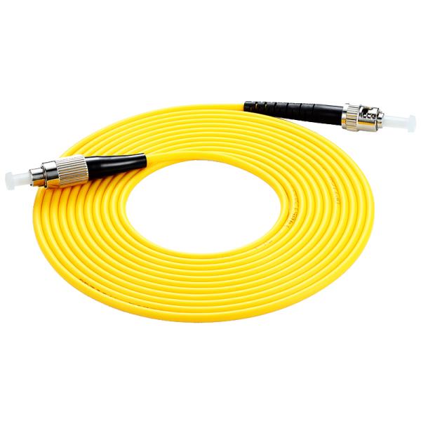 Equipo de cable de parche de fibra óptica FC de longitud personalizable para conexión de fibra óptica