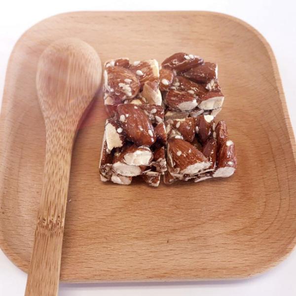 Almond/Peanuts/Sesame Nut Cluster Snacks Nut Crunch with BRC/HACCP Certificate