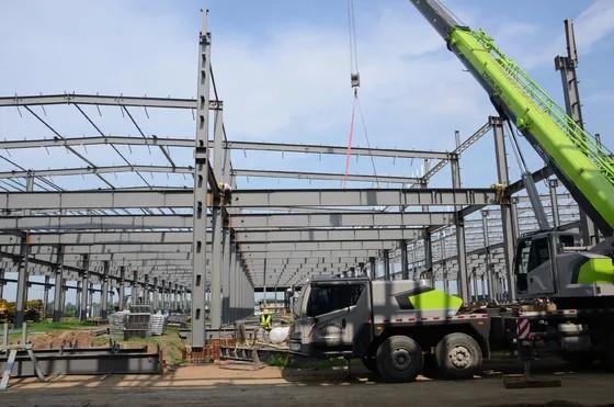 Light Steel Structure Factory Warehouse For Feed Mill Storage Eqrthequake Resistance ODM