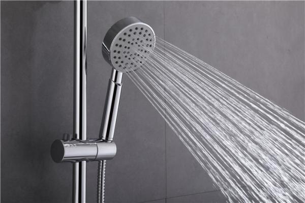 Anti Rust Bathtub Shower Faucet Sets Polished Surface 1.5m Soft Tube Wear Resistance