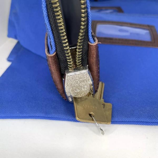 DEPOSIT BANK ZIPPER BAG WITH TWO KEYS ID BAG BILL BAG BANK WITHDRAWAL BAG