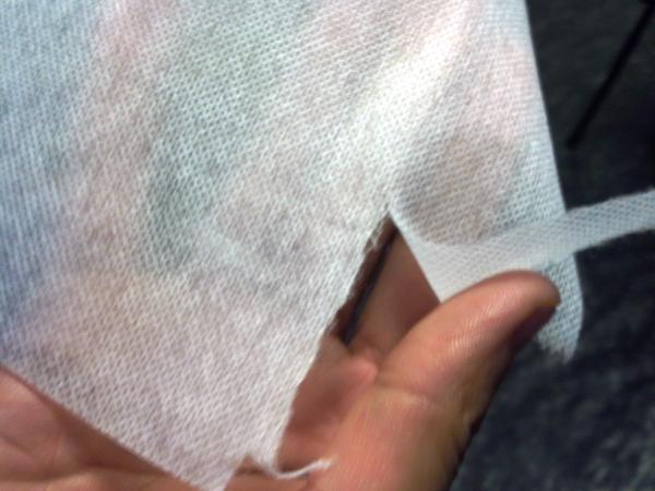 Papel de apoio de bordado personalizado para rasgar facilmente na interface de fusão de vestuário