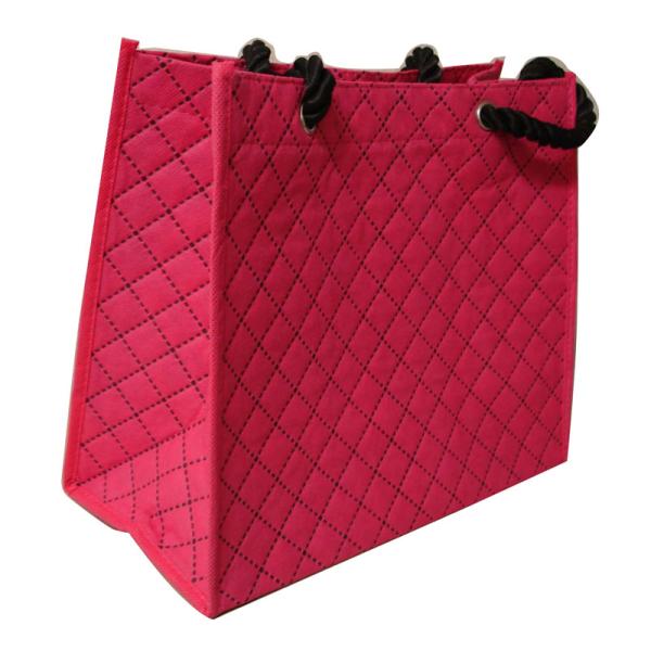 Recyclable Colorful 75g Square Veins Quilted Non Woven Carry Bag With Twist Rope
