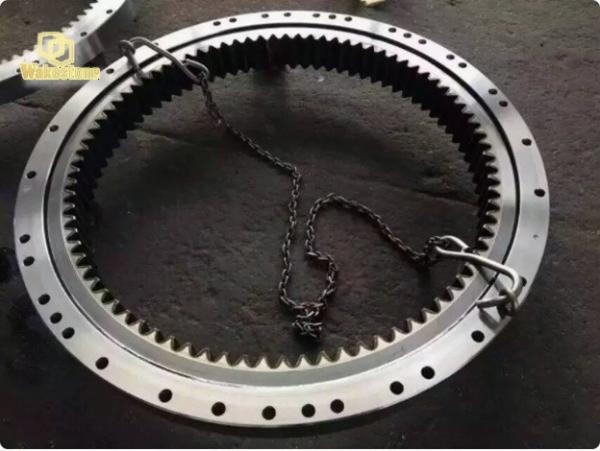 Excavator Slewing Bearing Turntable For Komatsu PC50 PC60 PC70 PC110 PC130 PC200 PC210 PC220 PC300 PC360 PC400