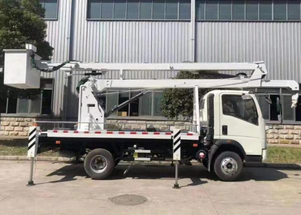 HOWO 16m-18m Aerial Platform Truck Truck Mounted Insulated Aerial Lift Truck For Philippines