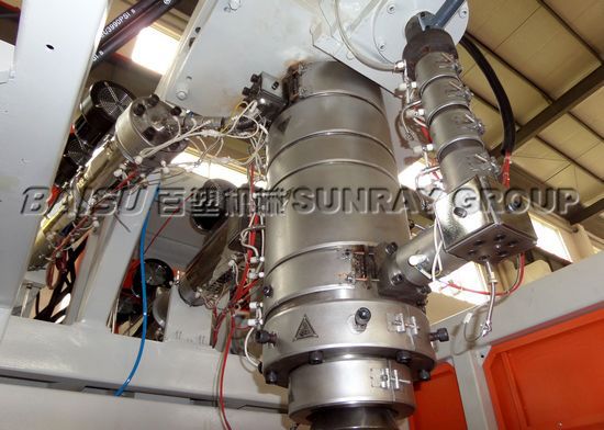 Triple Layers Plastic Water Tank Blow Moulding Machine 10 - 25L Volume SRB75S-1