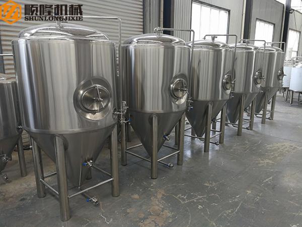 2 Bars Beer Fermentation Tanks Stainless Steel Material Double Jacket