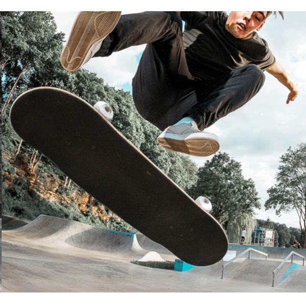 High End Custom Complete Skateboards For Extreme Sports Outdoors Wear Resistance