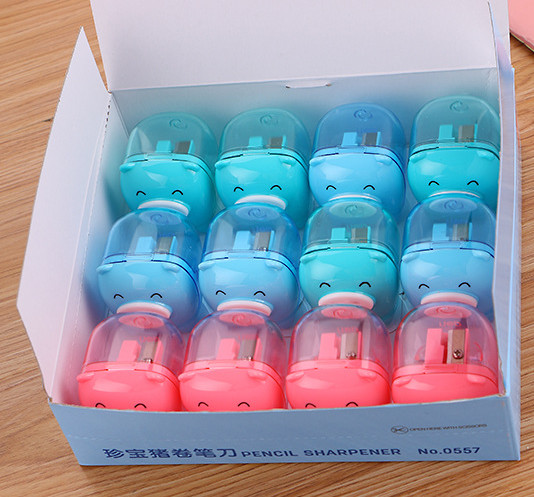 Various Colors  Manual pencil sharpener 3.5cm Kids Children Stationery Supplies Animal Mini Piggy Piglet Dinosaur