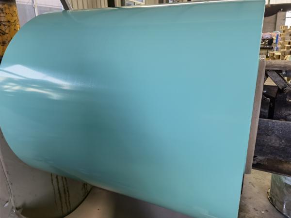 Folha de alumínio revestida de cores personalizadas para fachadas de edifícios atraentes