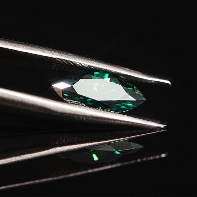 VVS1 Green Loose Moissanite Gemstones Solitaire Pear Shaped custom