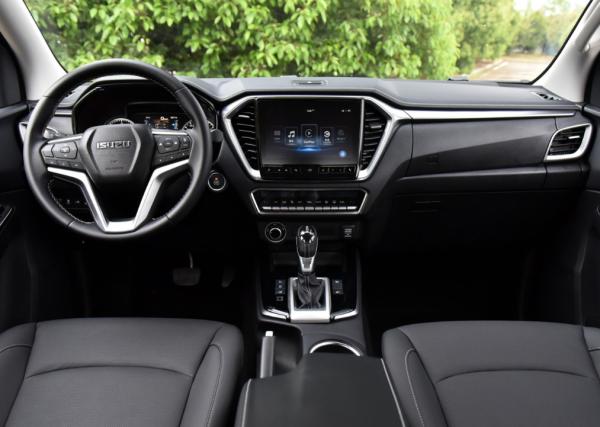 A versão global diesel de quatro rodas automática RZ4E da ligação 1.9T de ISUZU D-MAX 2021 pegara