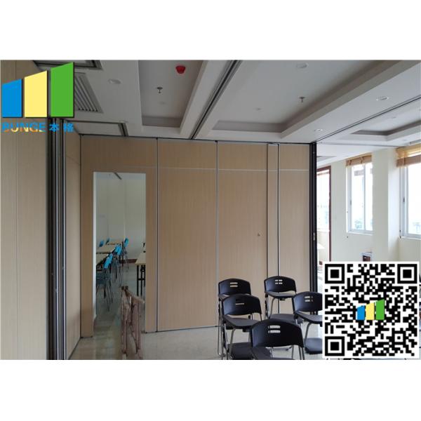 Majestic Wall Paper Finishes Hanging Sliding Door Acoustic Operable Partition Wall