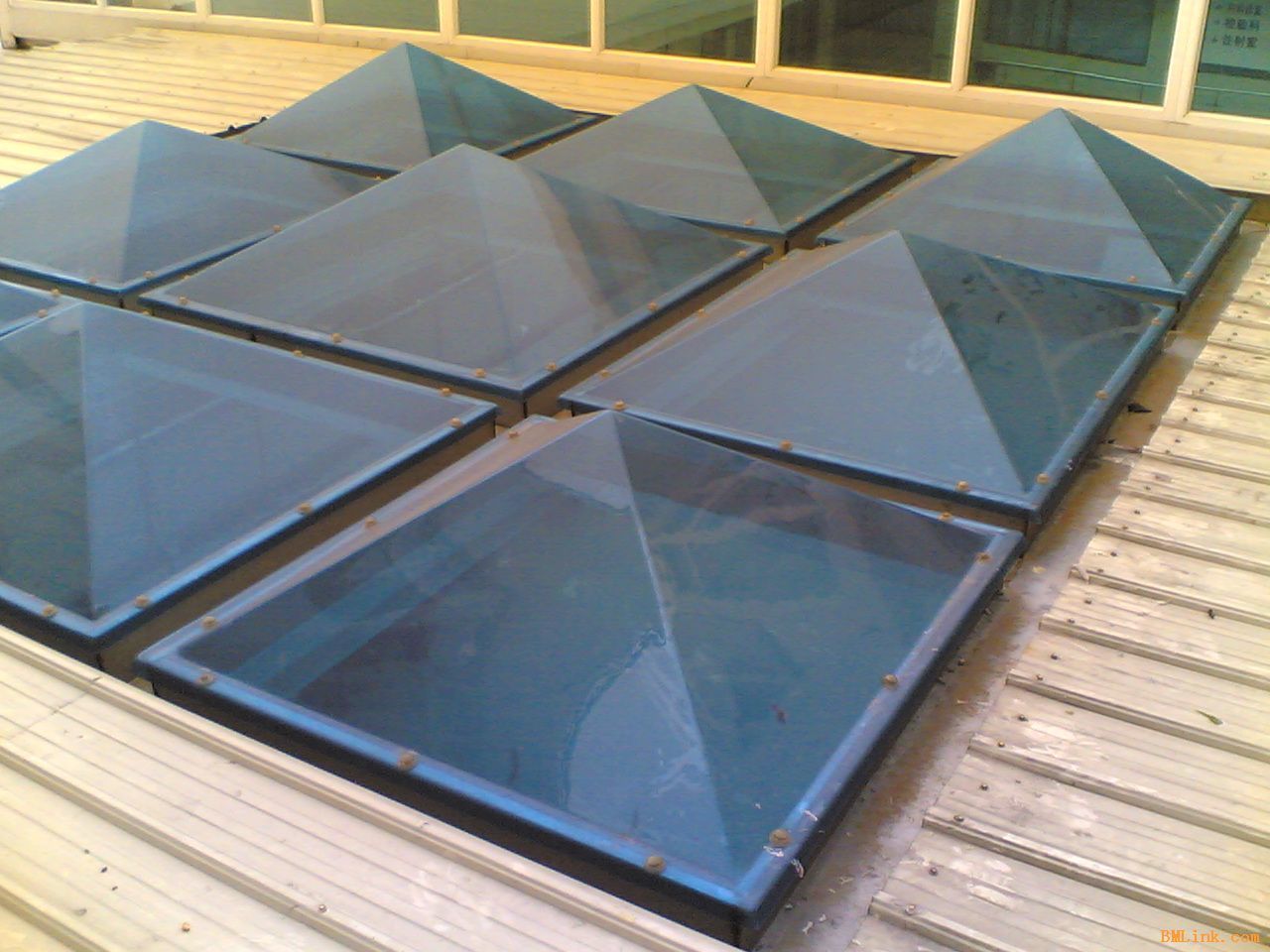 Customized Polycarbonate Dome Skylight, Easy to Install & Transport, Custom Sizes Available, Long Lasting Roof Light Cover