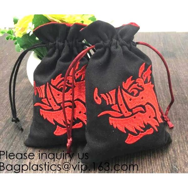 Fine Jewelry, Collectible Coins, Cute Charms And Trinkets. Place Fragrant Potpourri, Colorful Stones, Jewelry While Trav