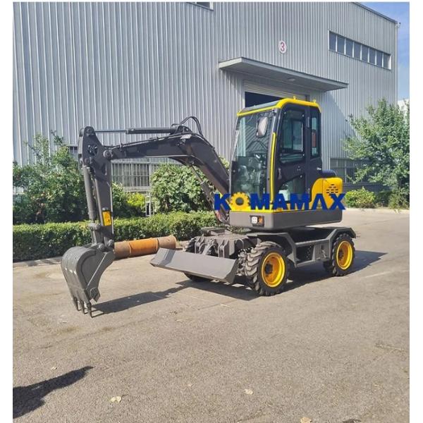 Original Engine Small Hydraulic Wheel Excavator 3700kg with 0.26m3 Bucket Capacity