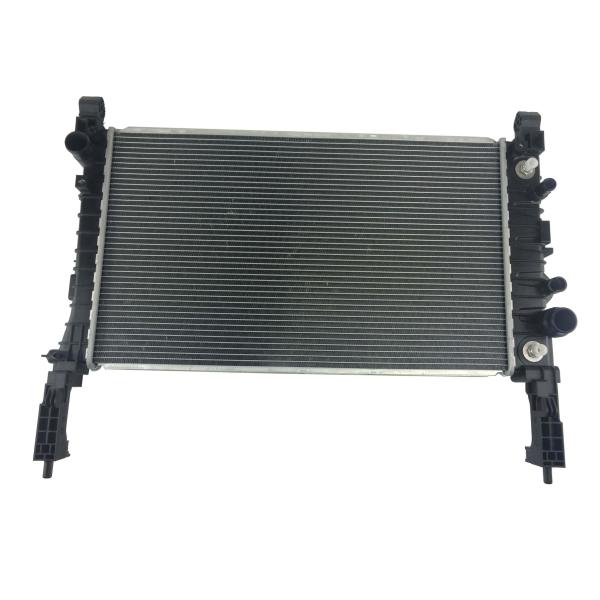 Chevrolet Tracker y Buick Encore Radiador de aluminio con tanque de agua de plástico 95298553