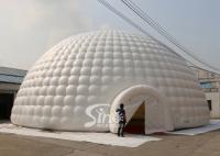 tente gonflable géante blanche de dôme d'igloo de 18m avec 3 entrées de tunnel pour des parties