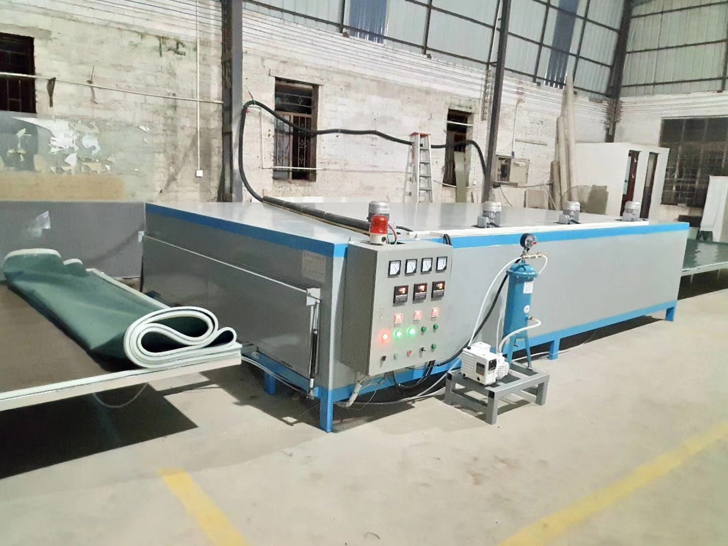Horizontal Electric Heating Glass Laminating Oven With Over Temperature Protection