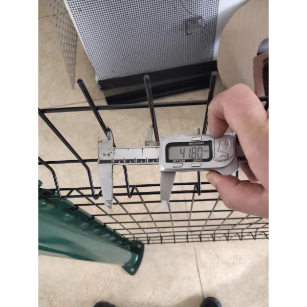 El polvo cubrió el alambre curvado 3d Mesh Fence Galvanized Steel del 1.5m