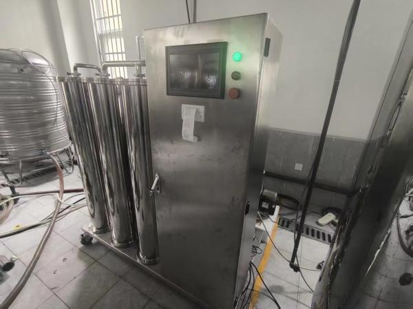 Système d'eau ultrapure 1000LPH avec contrôle PLC et acier inoxydable