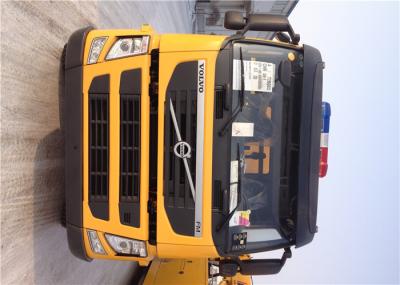 Caminhão de Wrecker da estrada do combustível diesel das pessoas do chassi 2 de Volvo, 25% Máximo Categoria Capacidade