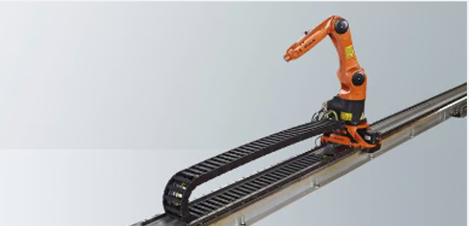 KUKA линейный слайд KL 100 робот работает на дополнительной оси