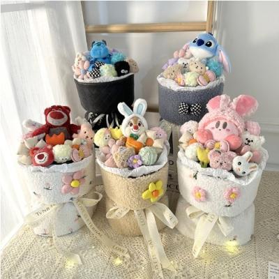 Idée de cadeau de la Saint-Valentin Une poupée créative en peluche avec un bouquet de simulation de lumière et plusieurs couleurs