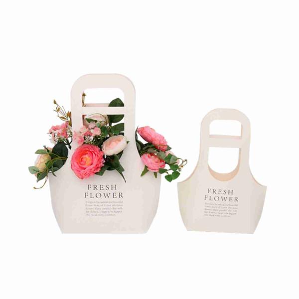 A cesta floral do ramalhete do saco de papel do presente dobrável dá forma a 120gsm 180gsm
