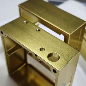 6082 Concha de alumínio para projetor umidificador Concha Centro de usinagem CNC Serviço