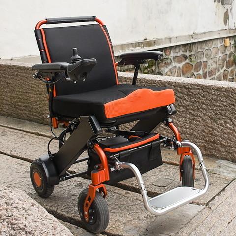 Rigid PU Tyre Folding Motorized Wheelchair Aluminum Alloy 150W X 2