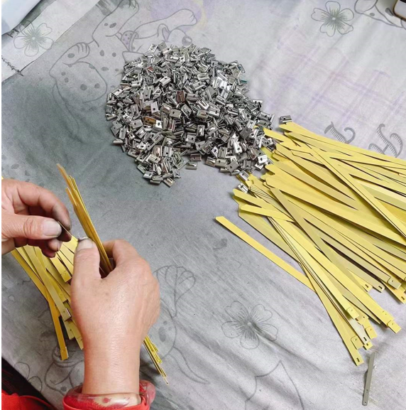 Color Coated Stainless Steel Banding Strap , 0.59