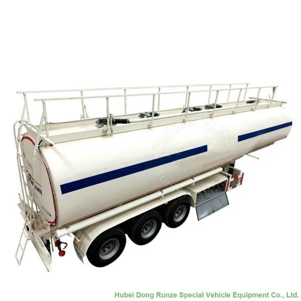 Carbon Steel Oil Transport Tank Trailer Tri Axle Heavy Capacity 30000L-45000L