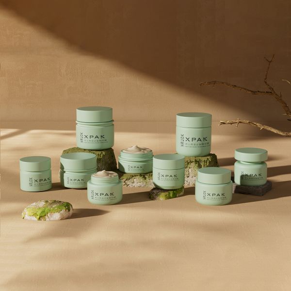CE Approved PET Plastic Cosmetic Jar with Screw Cap and Customizable Color for Spa and Salon Use